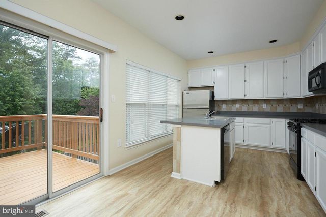 21240 MILLWOOD SQ, Sterling, VA 20165