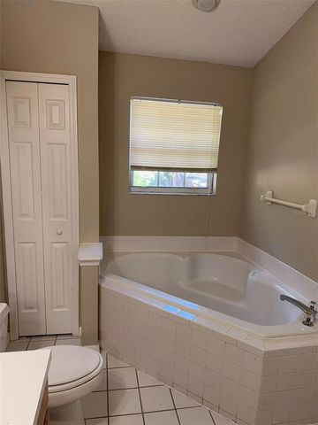 1206 N FAIRWAY DRIVE S, Apopka, FL 32712