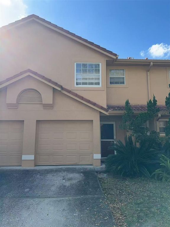 1206 N FAIRWAY DRIVE S, Apopka, FL 32712