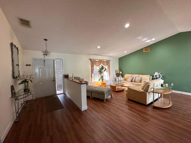 1761 SW 135th Way, Miramar, FL 33027