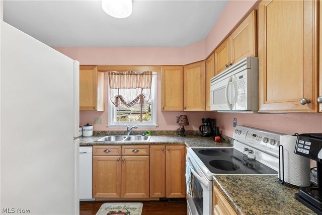 308 Whitely Street, Bridgeport, OH 43912