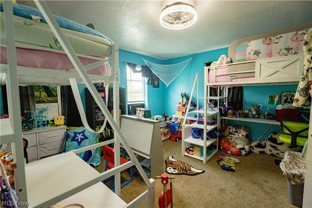 3438 Columbus Road NE, Canton, OH 44705