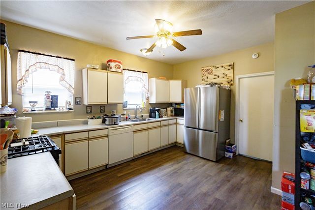 3438 Columbus Road NE, Canton, OH 44705
