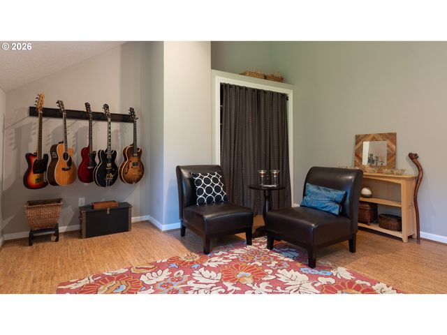 1876 PALISADES LAKE Ct, Lake Oswego, OR 97034