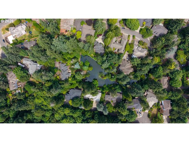 1876 PALISADES LAKE Ct, Lake Oswego, OR 97034