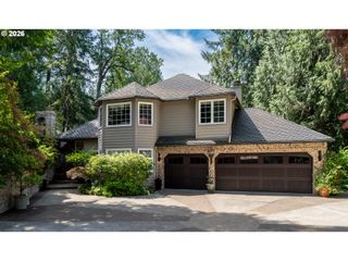 1876 PALISADES LAKE Ct, Lake Oswego, OR 97034