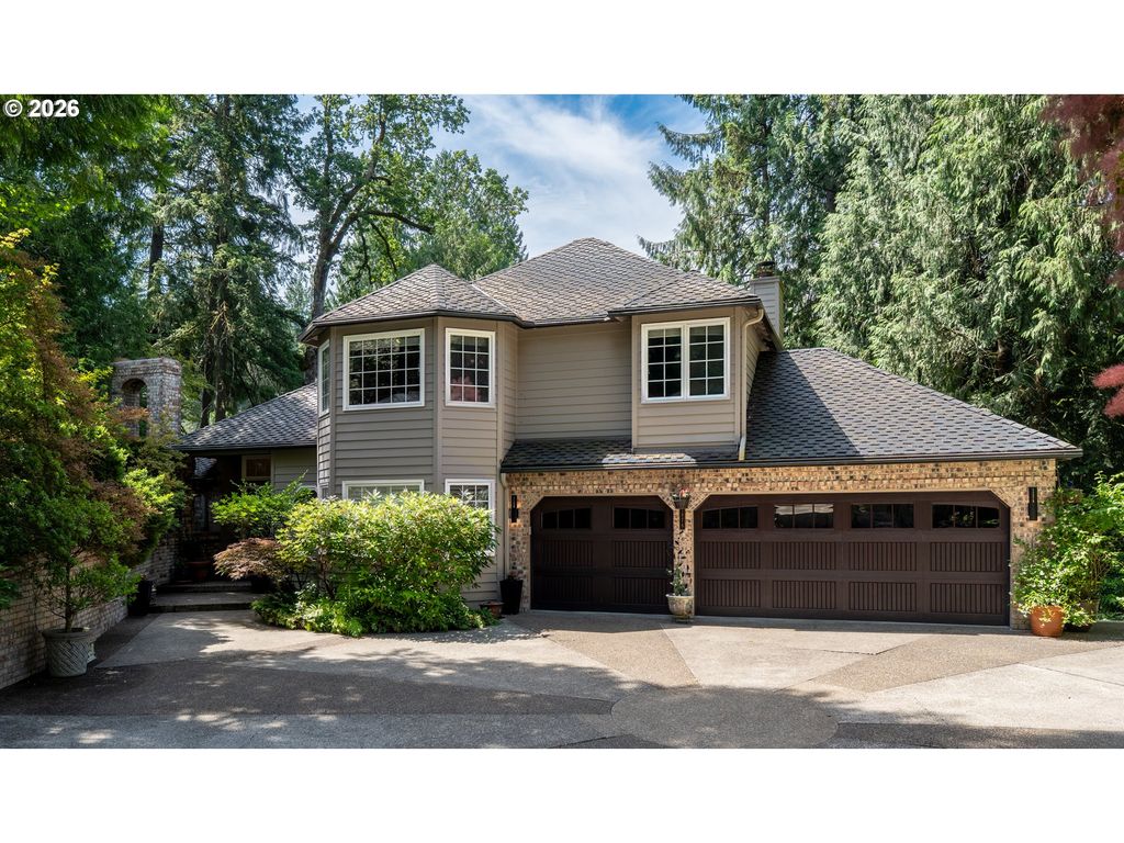 1876 PALISADES LAKE Ct, Lake Oswego, OR 97034