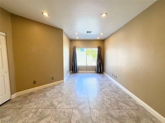 7980 Angel Tree Court, Las Vegas, NV 89147