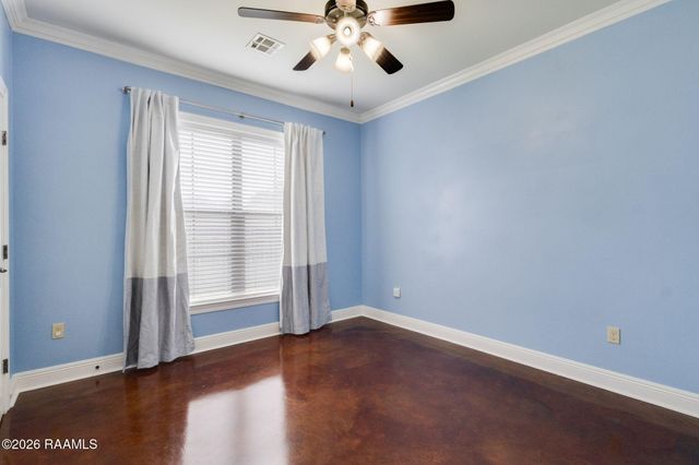 205 Oak Hill Lane, Youngsville, LA 70592