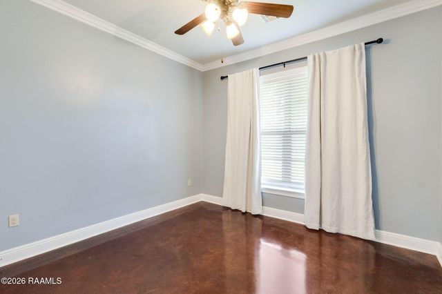 205 Oak Hill Lane, Youngsville, LA 70592