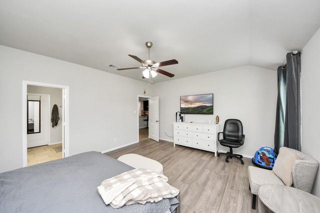 8126 Carillon Way, Rosharon, TX 77583