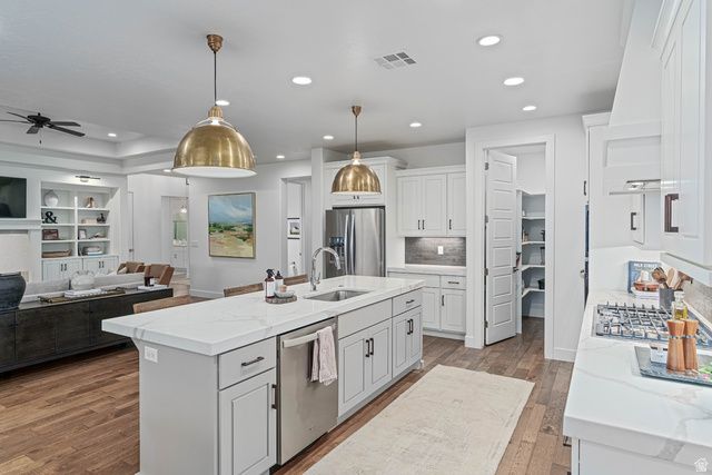 279 W SUNSTONE WAY, Washington, UT 84780