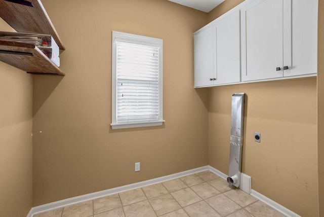 9013 W 131 Street, Overland Park, KS 66213