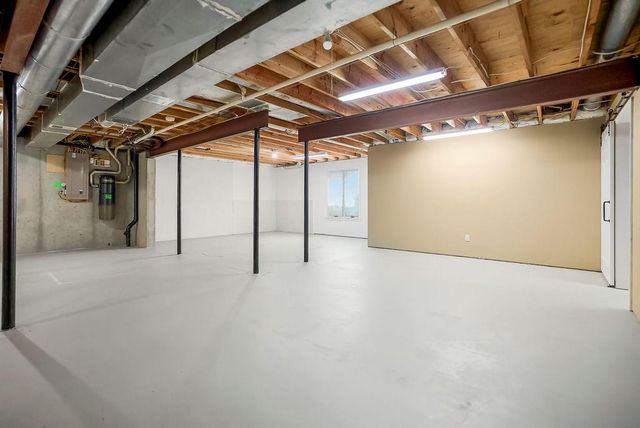 9013 W 131 Street, Overland Park, KS 66213