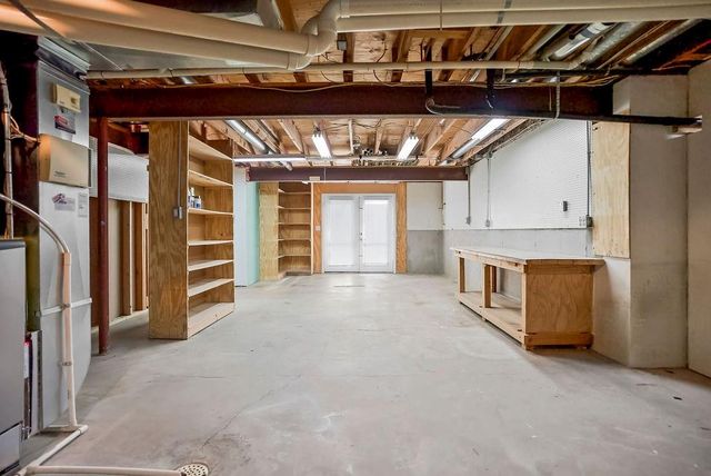 9013 W 131 Street, Overland Park, KS 66213