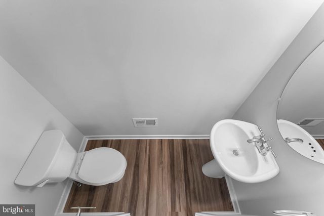 153 OLD LINCOLN HWY, Malvern, PA 19355