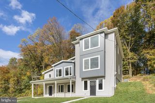 153 OLD LINCOLN HWY, Malvern, PA 19355