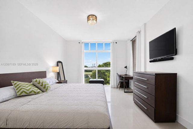 9755 NW 52nd Street 509, Doral, FL 33178