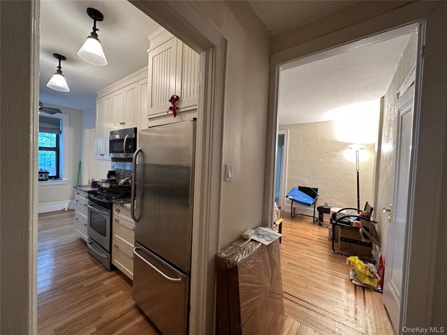 312 Main Street 2E, White Plains, NY 10601
