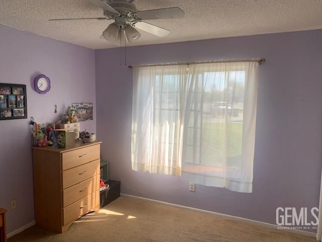 9001 Fielding Court, Bakersfield, CA 93307