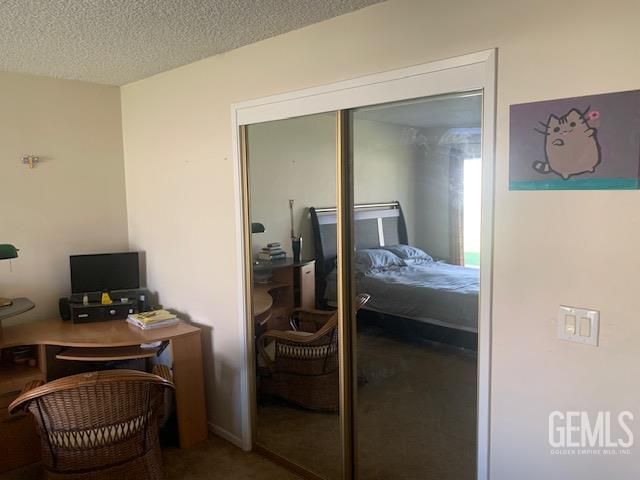 9001 Fielding Court, Bakersfield, CA 93307