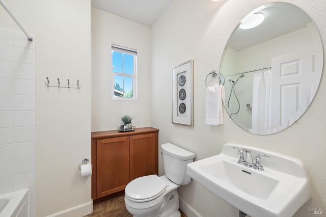 1117 Pennyroyal St, Napa, CA 94559