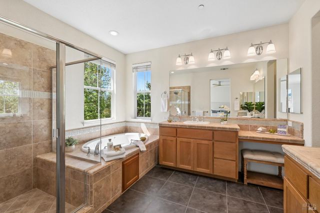 1117 Pennyroyal St, Napa, CA 94559