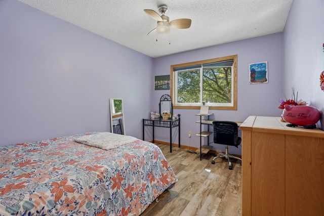 9441 Hames Avenue S, Cottage Grove, MN 55016