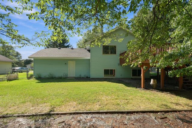 9441 Hames Avenue S, Cottage Grove, MN 55016
