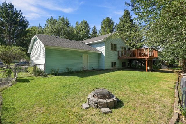 9441 Hames Avenue S, Cottage Grove, MN 55016