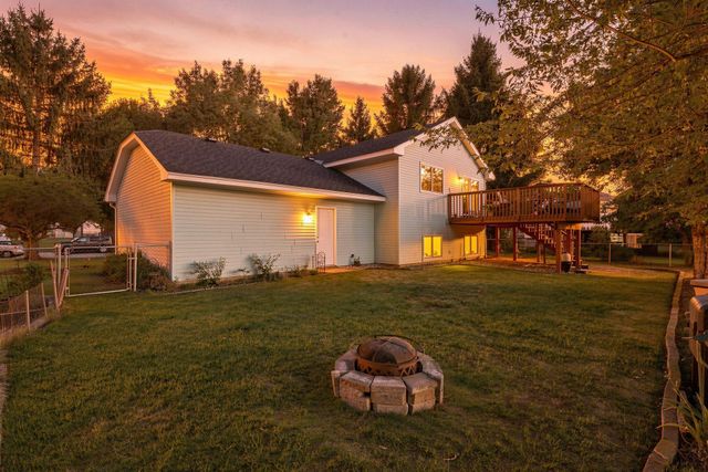 9441 Hames Avenue S, Cottage Grove, MN 55016