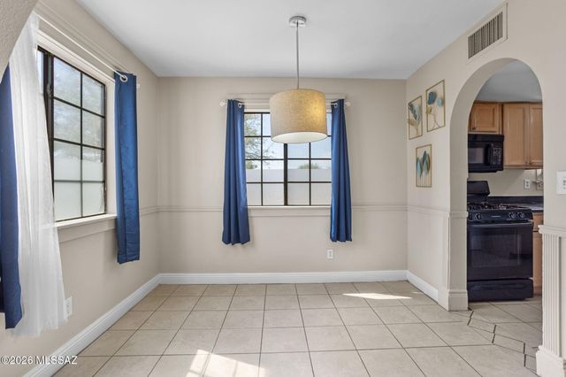 837 W Calle Sierra, Tucson, AZ 85705