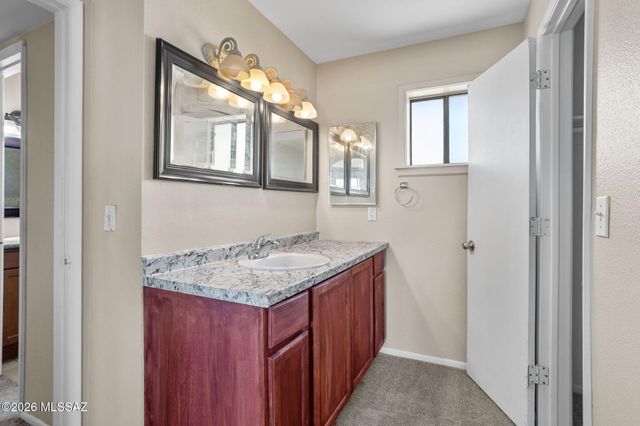 837 W Calle Sierra, Tucson, AZ 85705