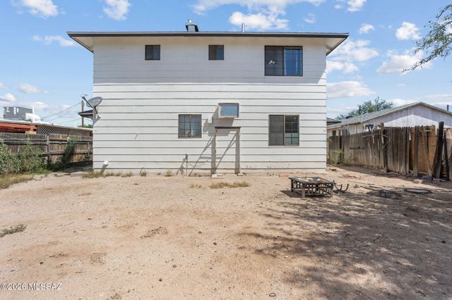 837 W Calle Sierra, Tucson, AZ 85705