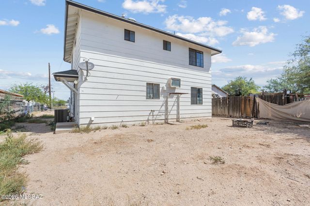 837 W Calle Sierra, Tucson, AZ 85705