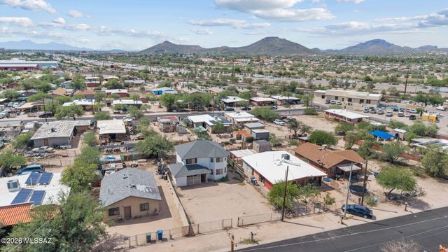 837 W Calle Sierra, Tucson, AZ 85705