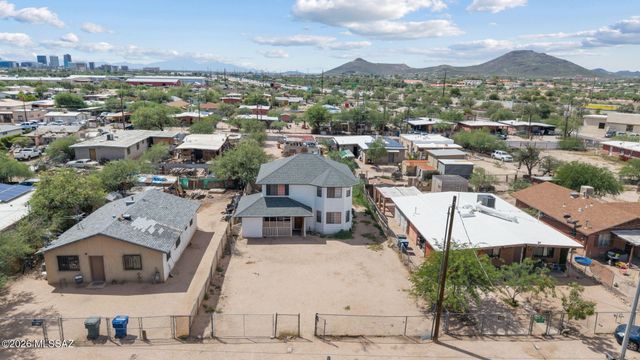 837 W Calle Sierra, Tucson, AZ 85705