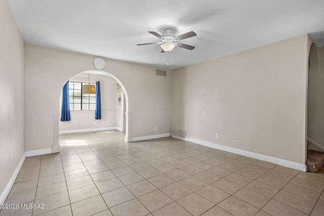 837 W Calle Sierra, Tucson, AZ 85705