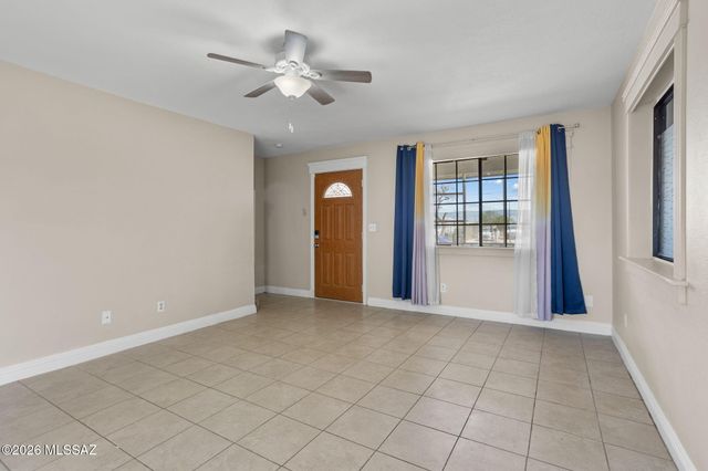 837 W Calle Sierra, Tucson, AZ 85705