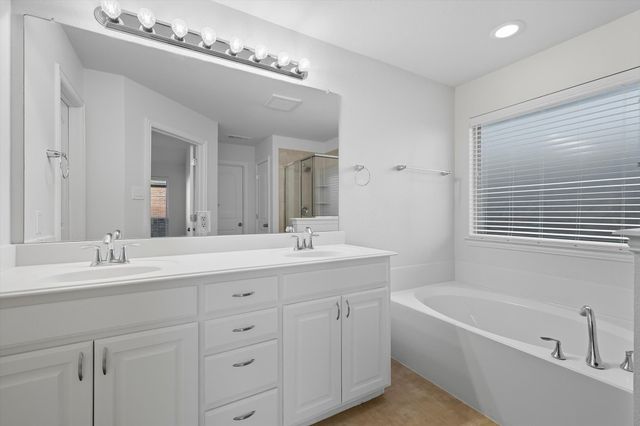 8633 Running River Lane, Fort Worth, TX 76131