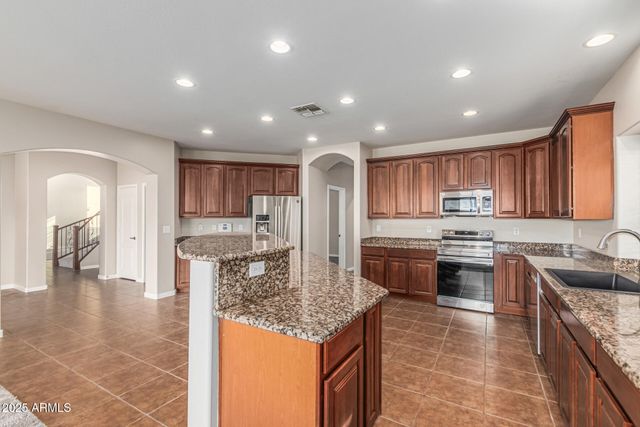 41046 W HOPPER Drive, Maricopa, AZ 85138