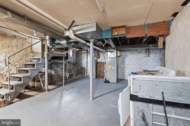 2114 LANCASTER AVE, Wilmington, DE 19805