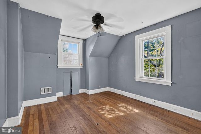 2114 LANCASTER AVE, Wilmington, DE 19805