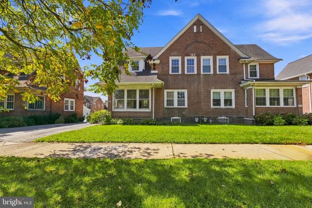 2114 LANCASTER AVE, Wilmington, DE 19805
