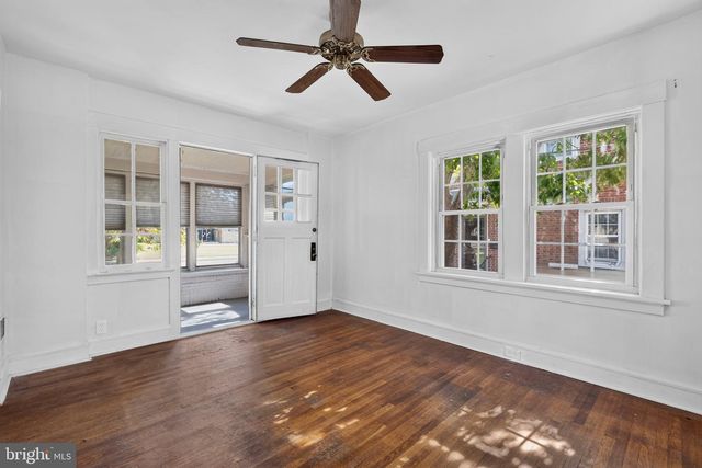 2114 LANCASTER AVE, Wilmington, DE 19805