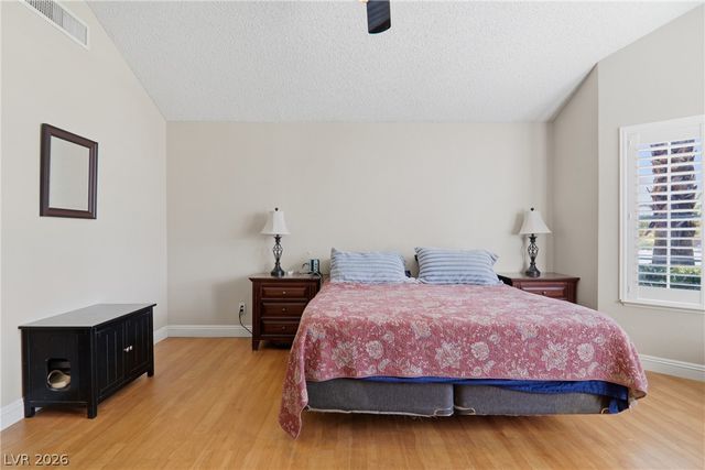 7943 Lions Mane Court, Las Vegas, NV 89123