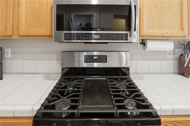 7943 Lions Mane Court, Las Vegas, NV 89123