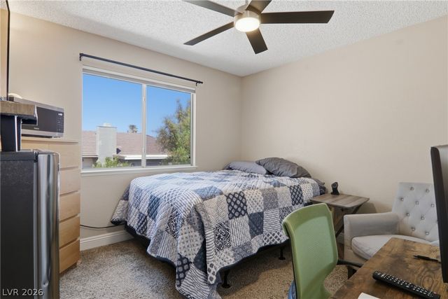 7943 Lions Mane Court, Las Vegas, NV 89123