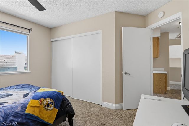7943 Lions Mane Court, Las Vegas, NV 89123