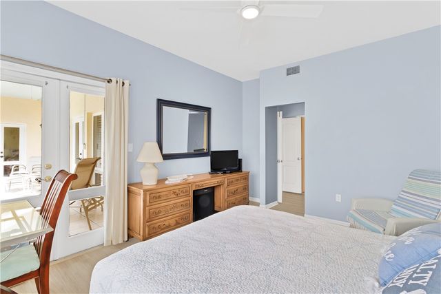 5075 Harmony Circle 103, Vero Beach, FL 32967